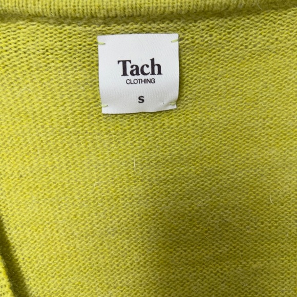 TACH Green Ruffled Cardigan - Picture 2 of 8